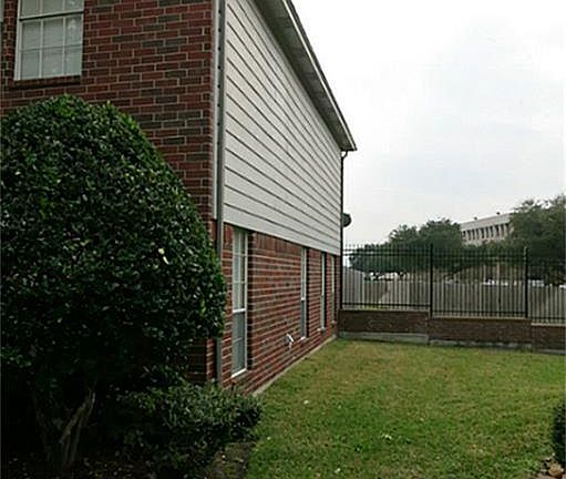 2nd image of 1411 El Camino Village Dr