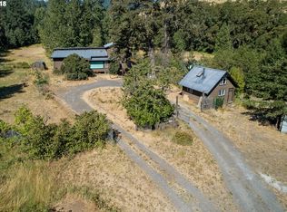 533 Wilson Rd, Mosier, OR 97040