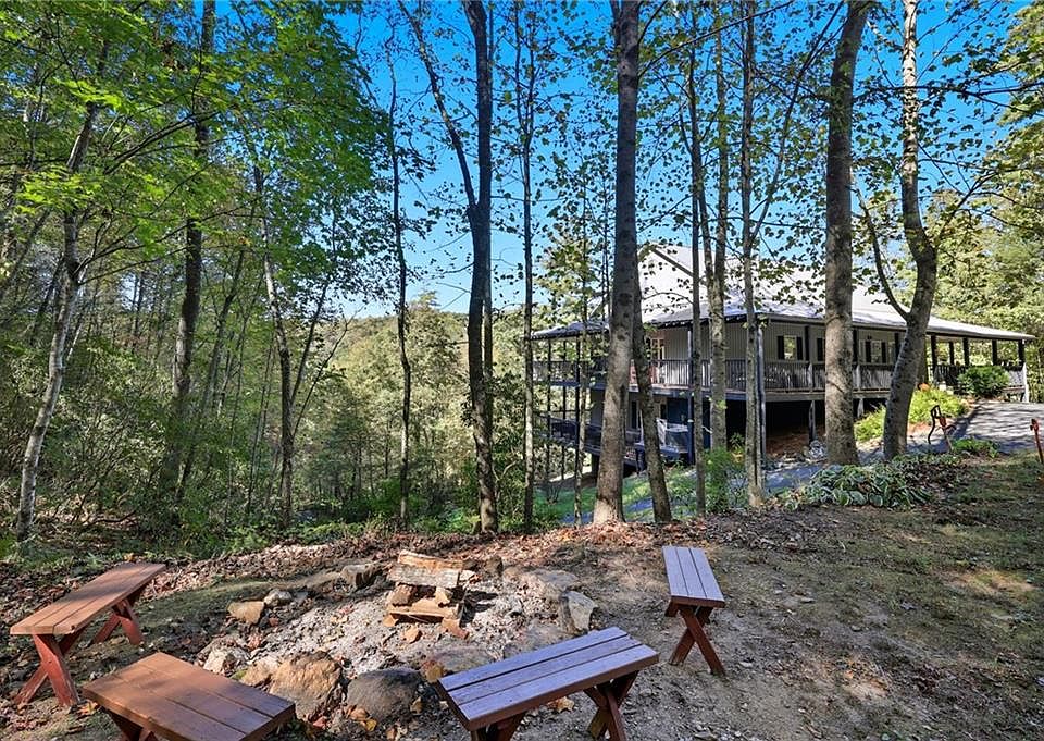 1st image of 136 Ross Rd