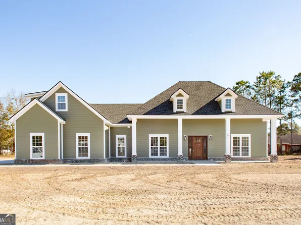 627 Saddle Cir, Waycross, GA 31503
