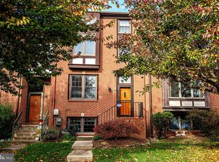 4 Dickens Sq, Lutherville Timonium, MD 21093