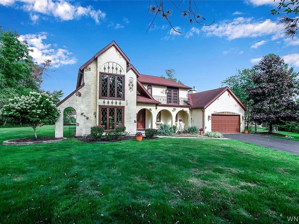 1st image of 8156 Roseville Ct