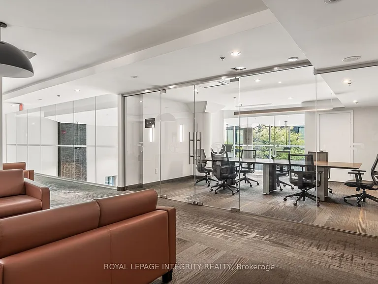 40 Nepean St #2102 — Photo 39