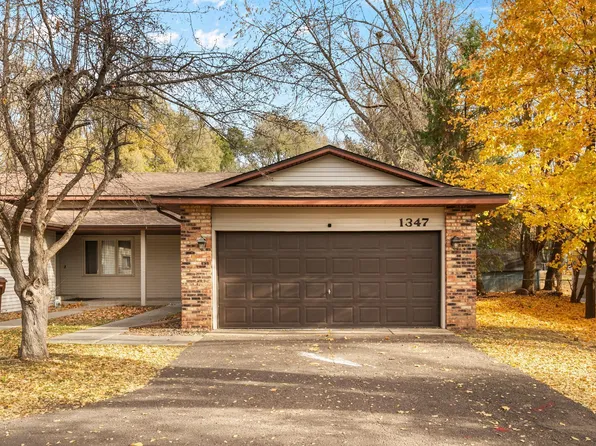 1347 Hadley Ave N, Saint Paul, MN 55128