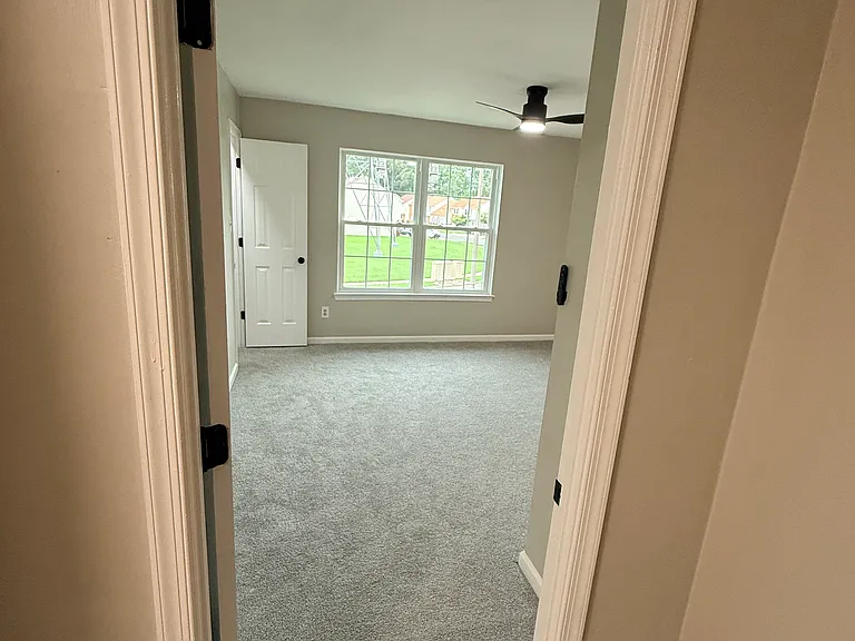 755 Huntly Dr — Photo 27