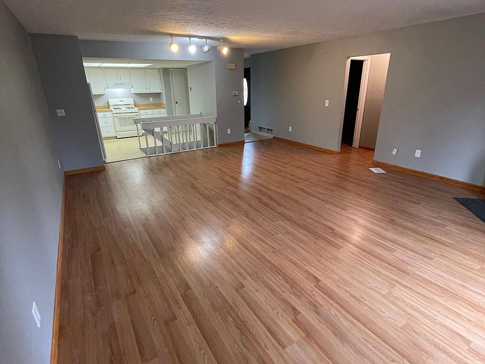 1st image of 254 Highmeadow Dr