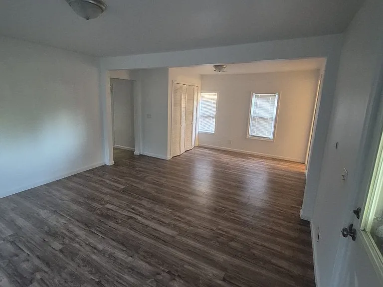 240 Springfield St #2 — Photo 8