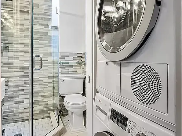 200 Stanton Street image 6 of 6