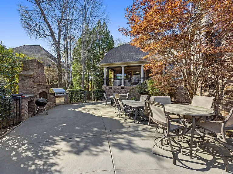 9805 Strike The Gold Ln — Photo 41