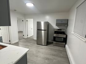 93 Stanton St, Providence, RI