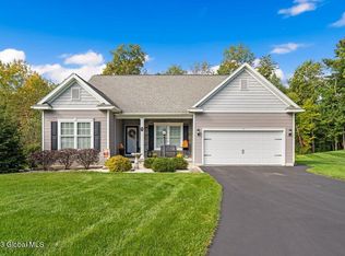 7 Mallard Pl, Mechanicville, NY 12118