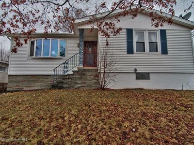 507 Gino Merli Dr, Peckville, PA, 18452