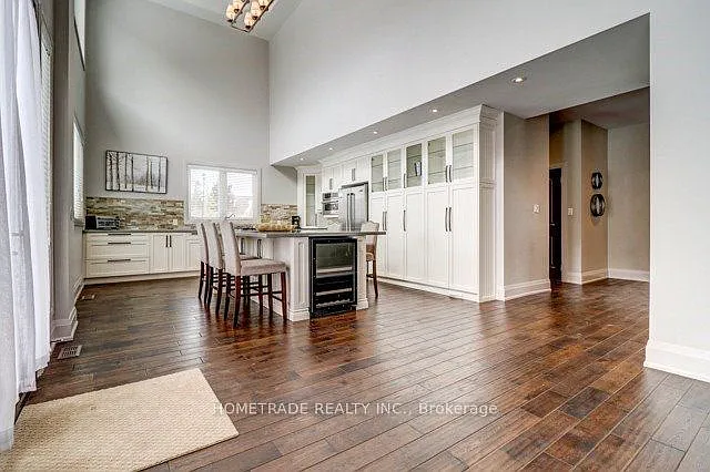 102 Hemlock Ct — Photo 16