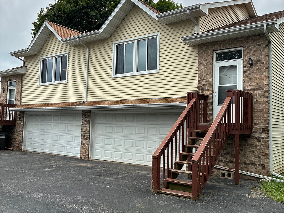 Front showing both townhouses