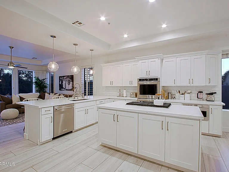 11239 E Southwind Ln — Photo 27