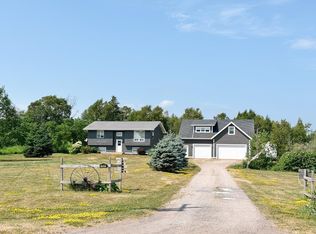 497 48th Rd, Bedford Parish, PE C1B3K3