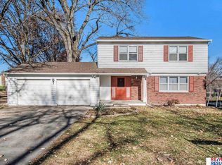 16512 Poppleton Ave, Omaha, NE 68130