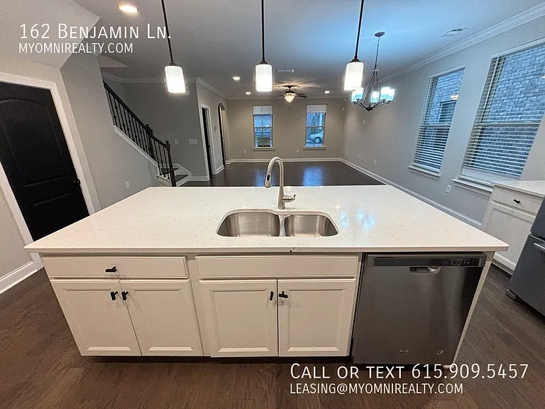162 Benjamin Ln — Photo 10