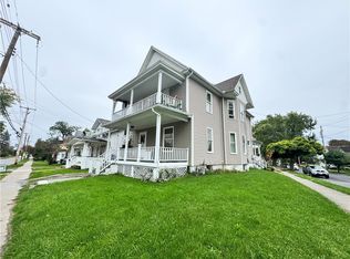 77 High St, Geneva, NY 14456