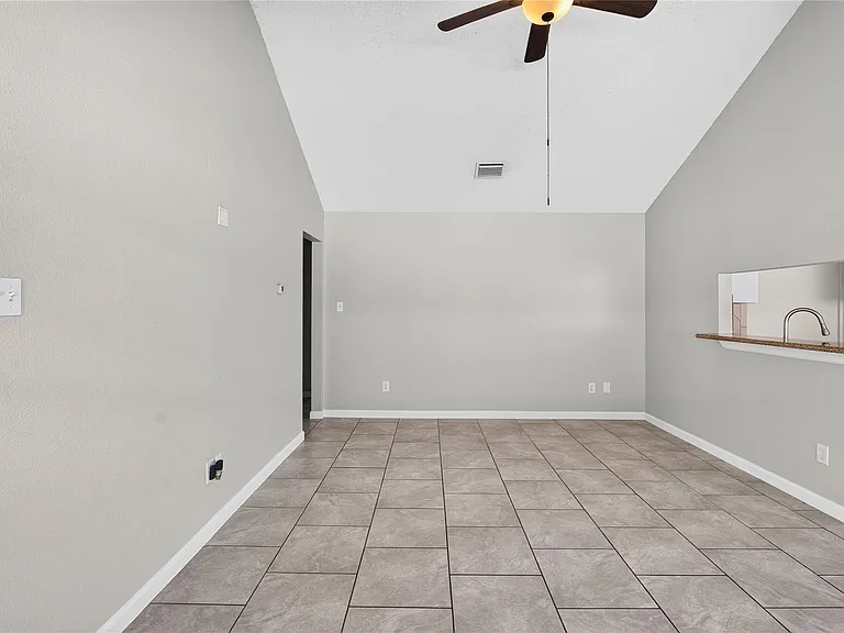 3922 Pintan Ln — Photo 7