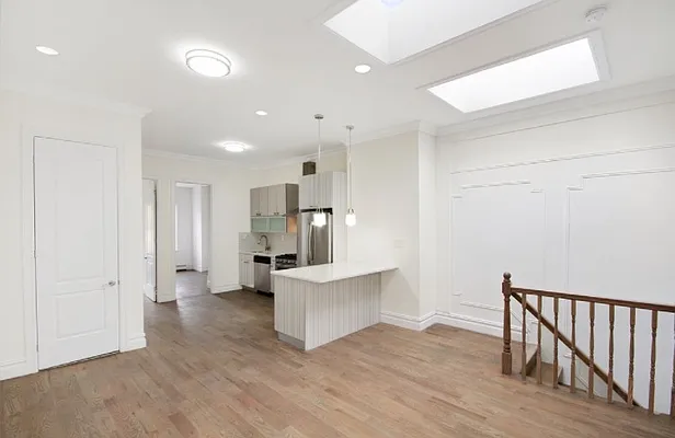 Rented by G2 Realty Group LLC | media 1