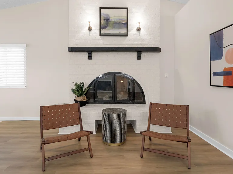 Hyde Park Townhomes — Photo 23