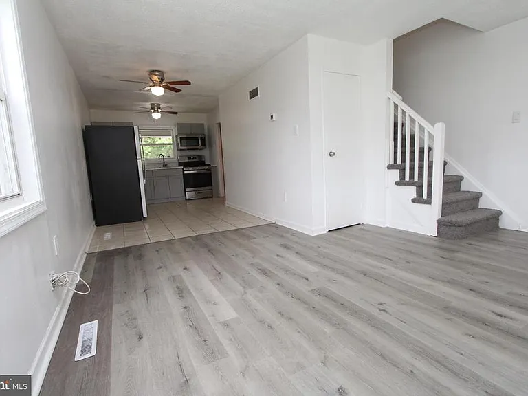 5634 Mitchell Rd — Photo 5