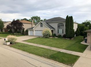 1237 Tralee Ln, Lockport, IL 60441