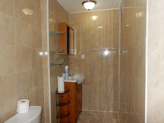 Rented by Aimee Grodanz, LREB | media 25