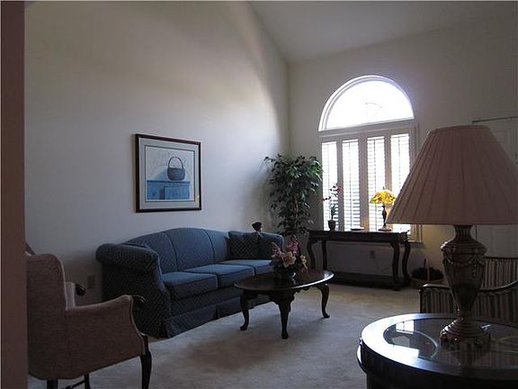 .....w/ Vaulted Ceilings
