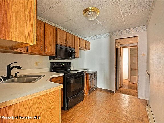 5th image of 810 George St