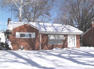 28666 Minton Ct, Livonia, MI 48150