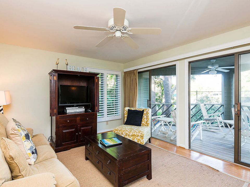 1st image of 4739 Tennis Club Ln