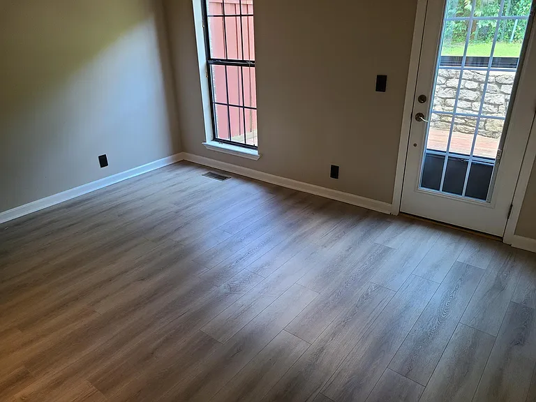 100 Villa View Ct — Photo 5