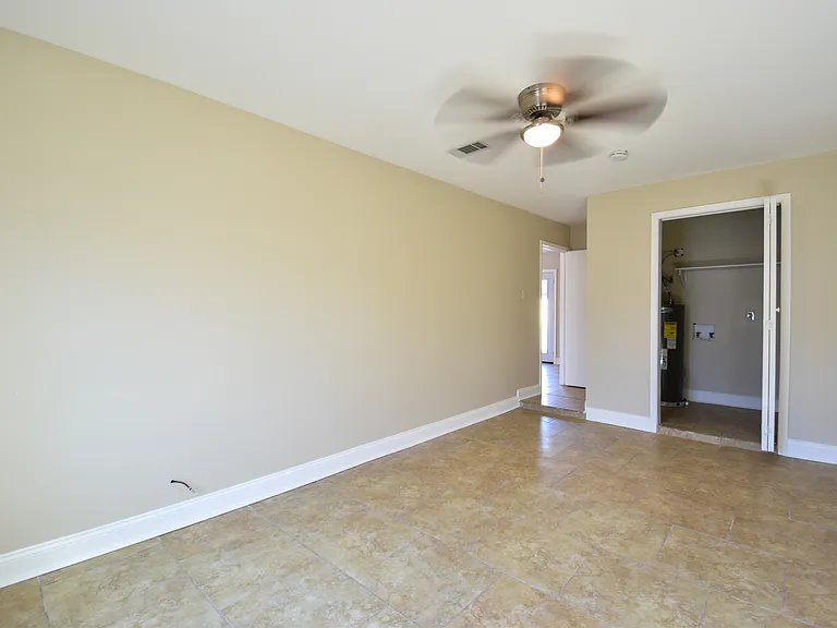 1849 Cinclair Loop — Photo 7