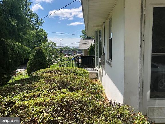 5th image of 6407 Maplewood Dr