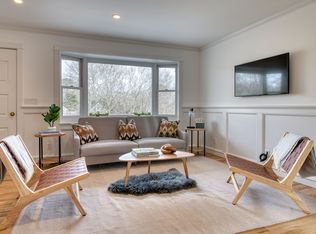 64 Long Beach Ln, Sag Harbor, NY 11963