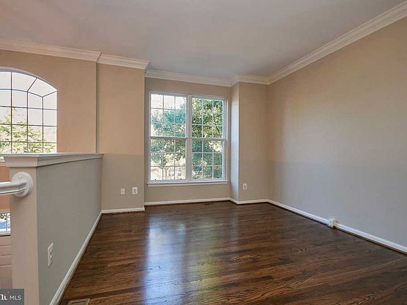 5th image of 11403 Abner Ave