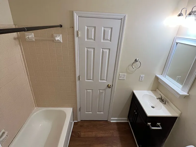 1097 Live Oak Dr — Photo 10