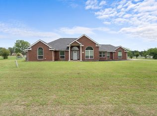 820 S Clinton Ln, Midlothian, TX 76065