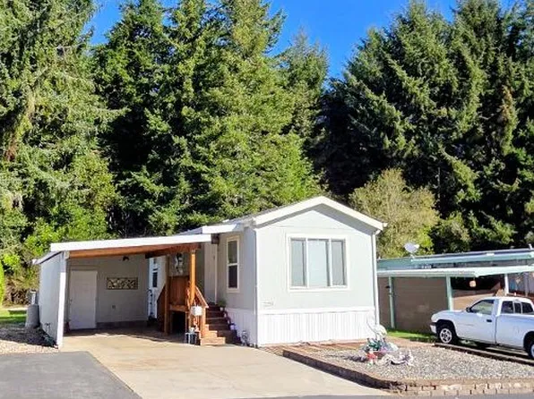3250 Sandpiper Dr, Coos Bay, OR 97420