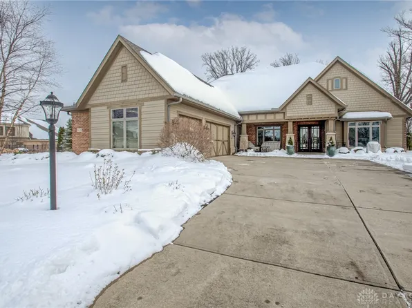9428 Old Bridge Dr, Dayton, OH 45458