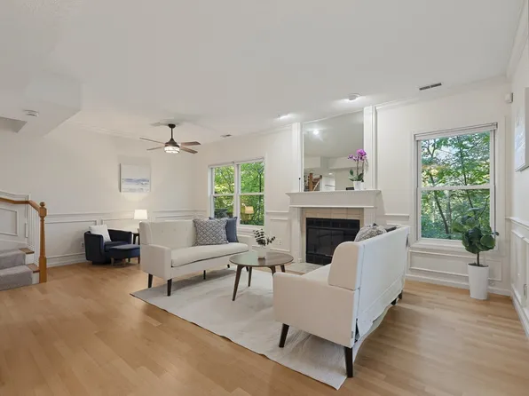 85 Hammond Pl #85, Woburn, MA 01801