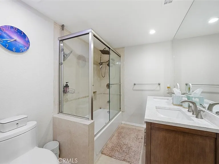 227 S Irena Ave — Photo 51