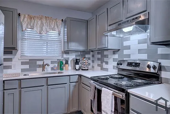 2 bed, $850 — Photo 4