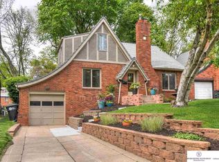 5114 Erskine St, Omaha, NE 68104