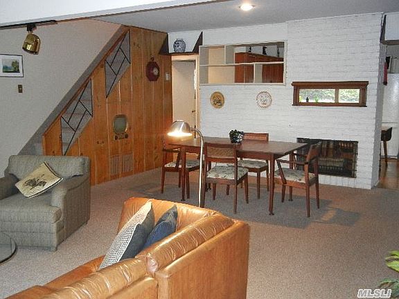 3rd image of 27 Abbot Ln