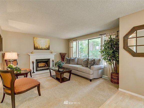 4th image of 10124 NE 144th Ct