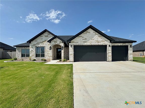 3rd image of 6718 Mamaw Ln