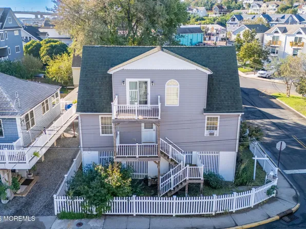 25 Jackson Street, Highlands, NJ 07732